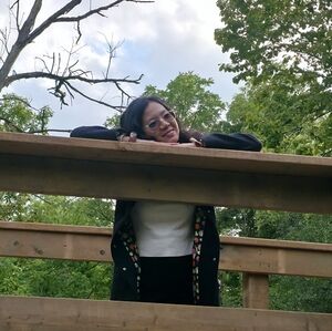 Meet your Posher, Hoang yen